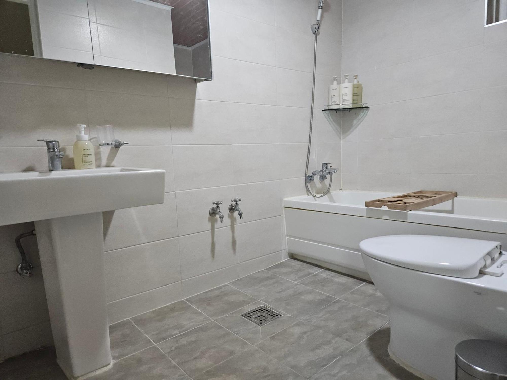 Apartment !!opening Deal!! Moon House *